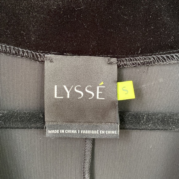 Open front black velvet blazer - Picture 2 of 6